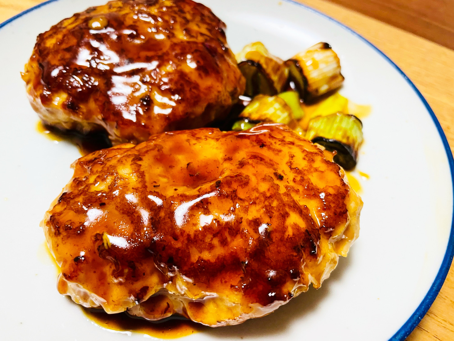 今日の献立・料理｜グリル・焼き物メニュー｜チキンハンバーグ