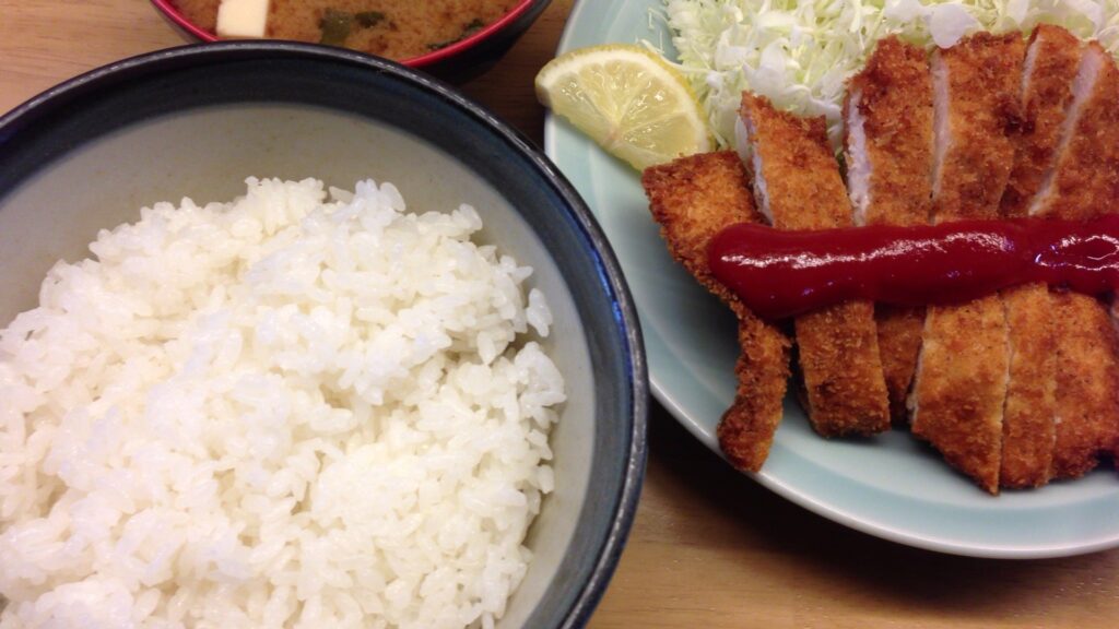 上野・浅草エリア 居酒屋ランチ 鯉作（こいさく）チキンカツ定食