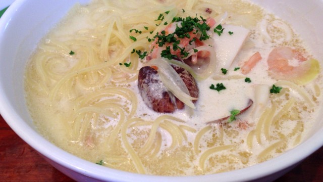 目黒区・祐天寺グルメ 生パスタが美味しいイタリアンKURA（クラ）祐天寺店 クリームメニュー～海の幸（クリームスープ）