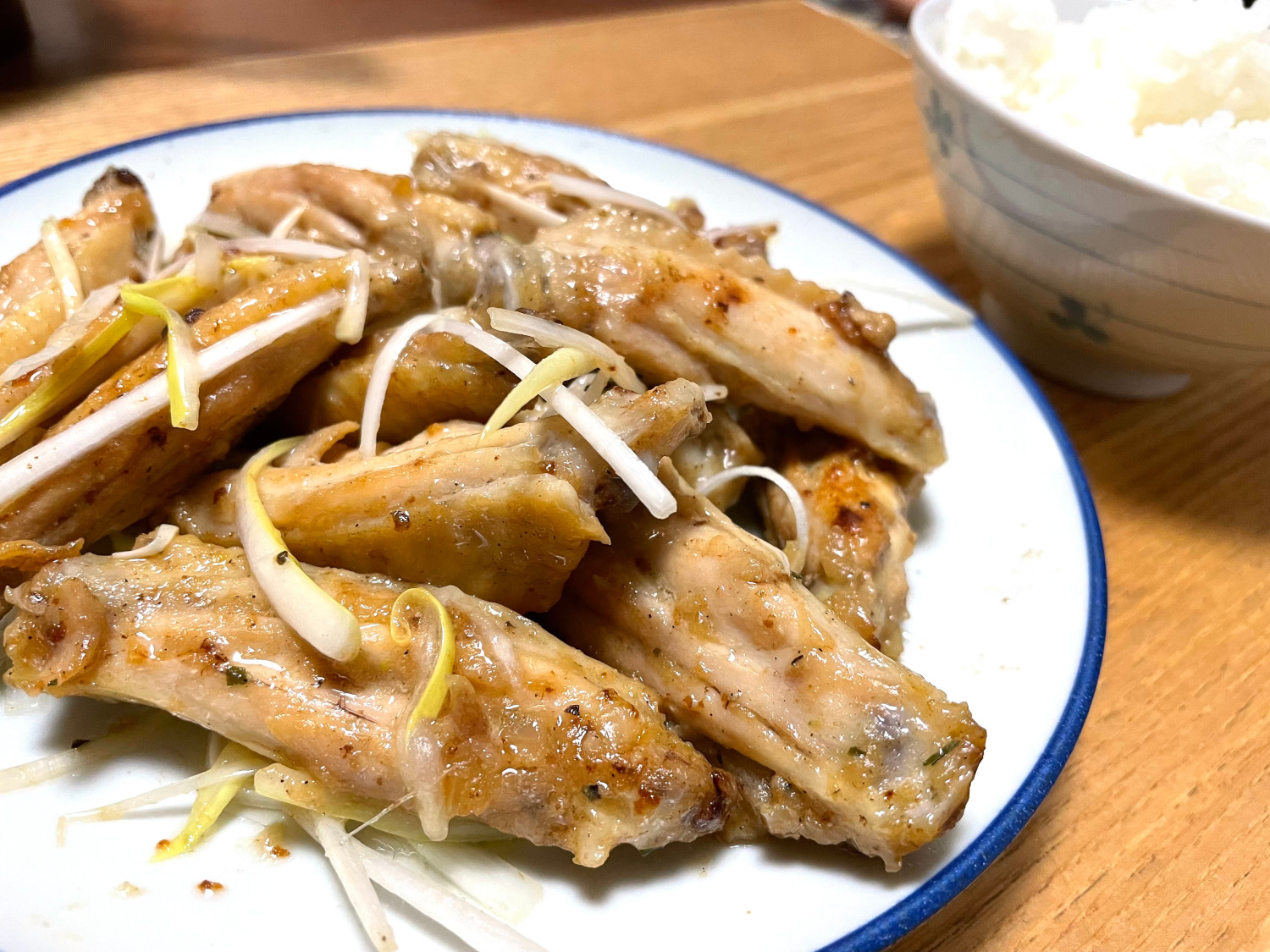 今日の献立・料理｜グリル・焼き物｜手羽中のグリル（塩・胡椒・レモン味）